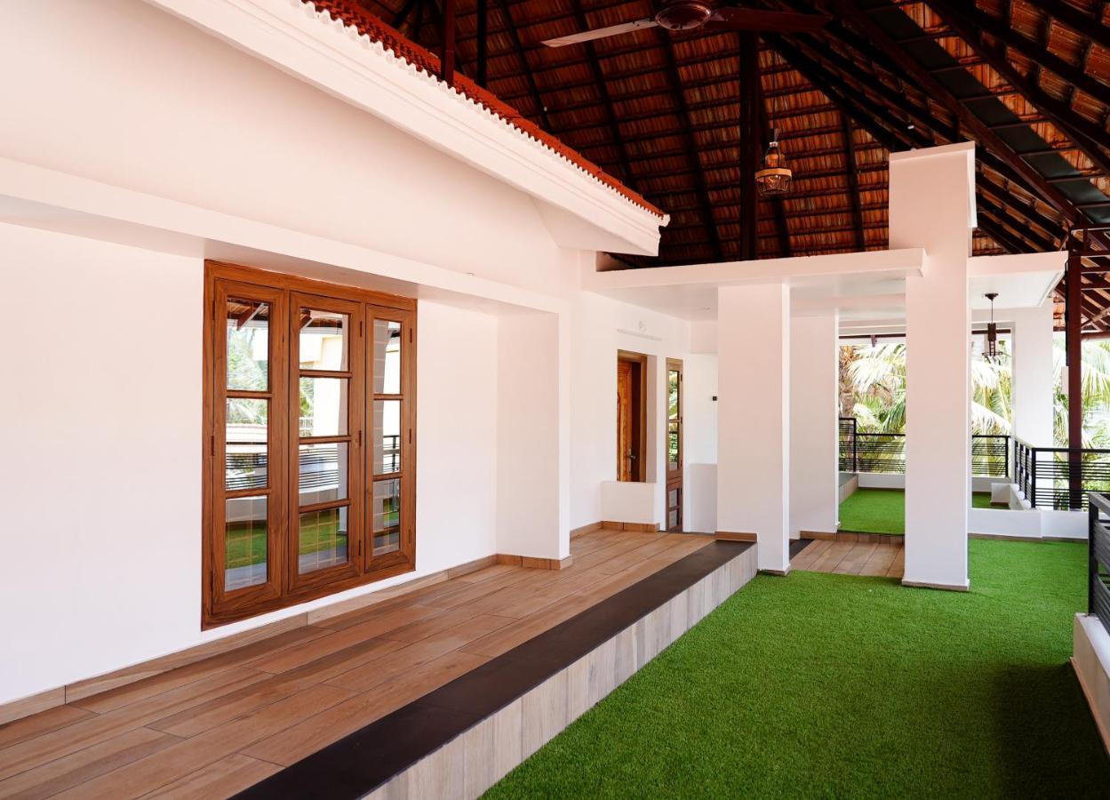 Kalloos Island Backwater Resort Kollam Exterior photo