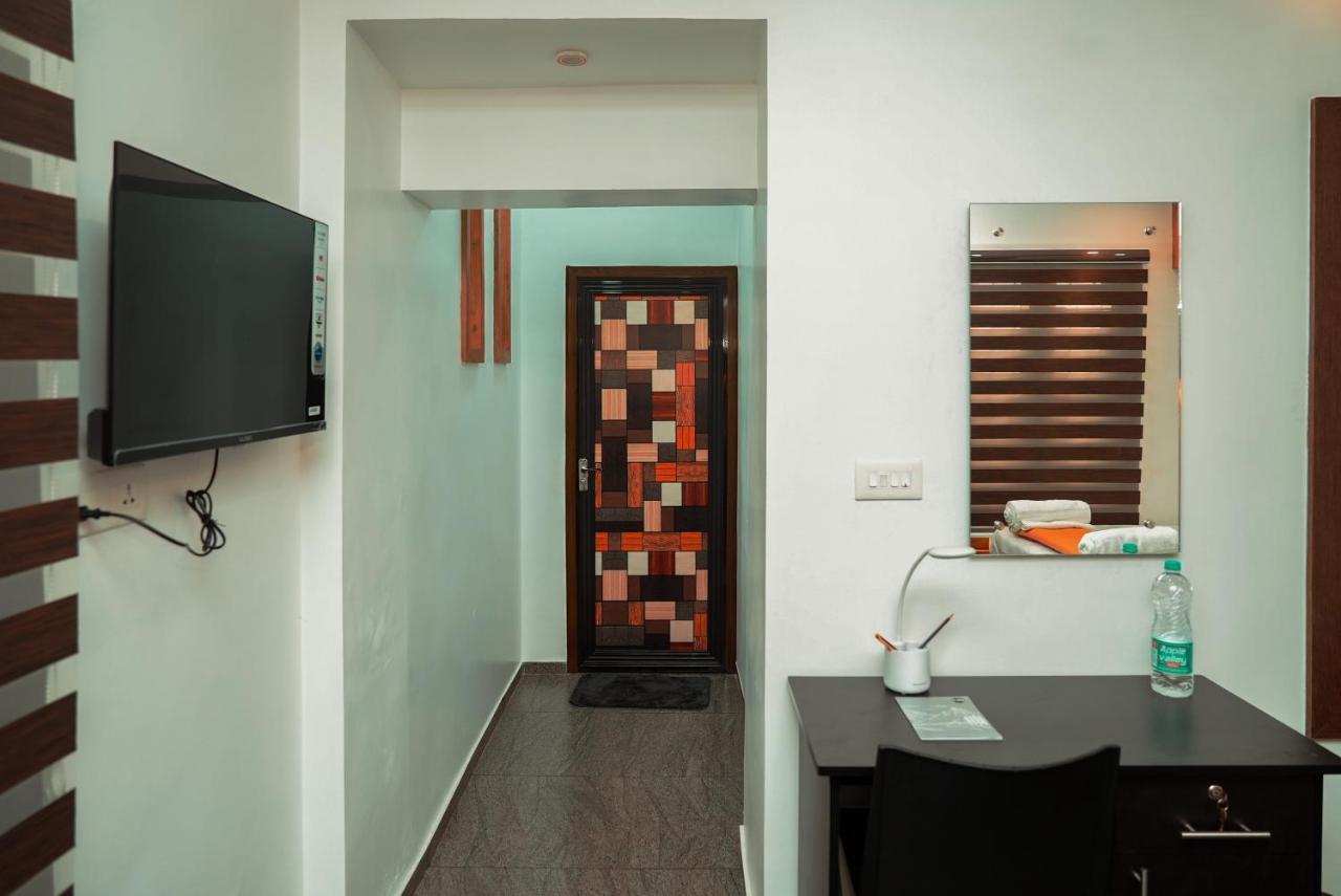 Kalloos Island Backwater Resort Kollam Exterior photo